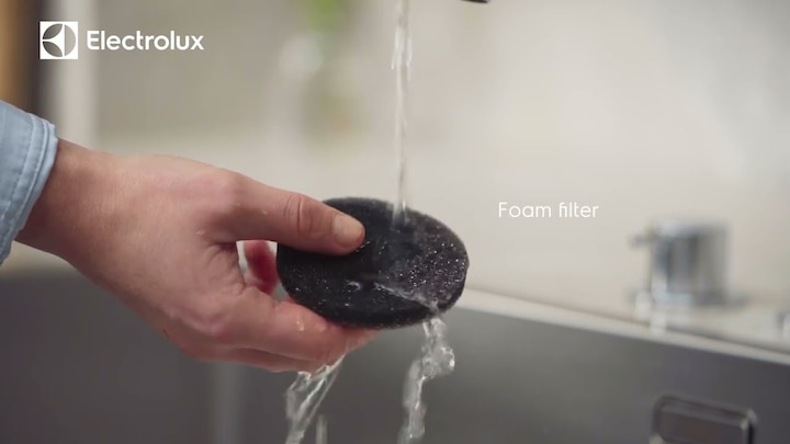 How to maintain your Electrolux Stick Vacuum Cleaner with Clean Station