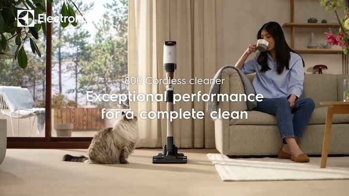 Electrolux 800 Series with PowerPro Hard Floor & PetPro+ Nozzle | Shell White