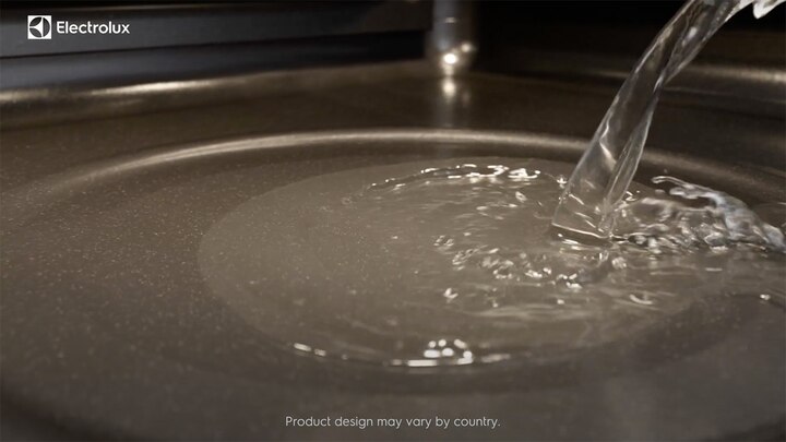 Steam makes cleaning an Electrolux oven easy